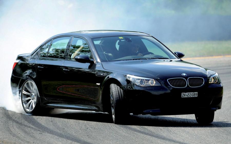 BMW M5 (E60) (WW) '2004 - 09